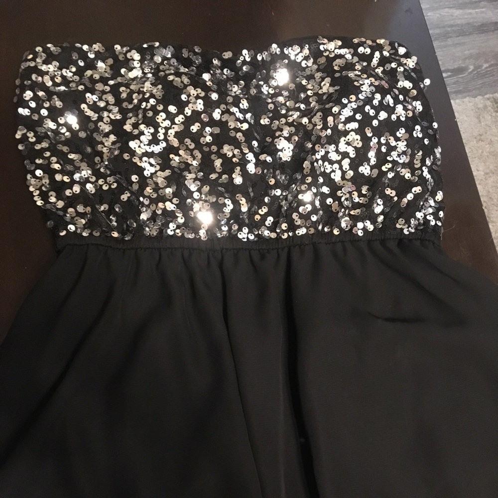 Sequin black strapless top